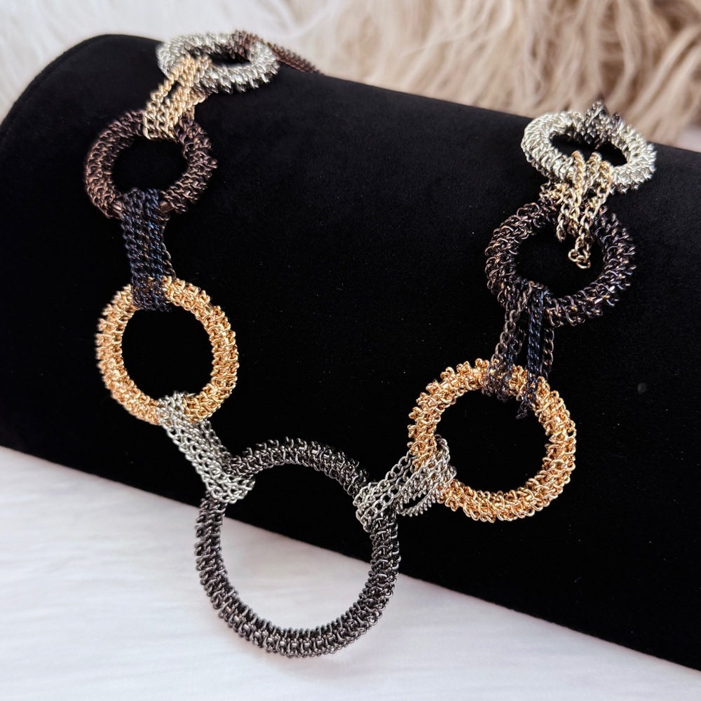 Multi-Tone Linked Mesh Circle Necklace Goldtone, Silvertone & Black